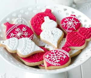 Cookies decorated with a Christmas theme